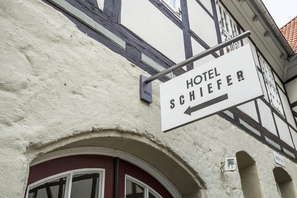 Schiefer Suite Hotel & Apartments ゴスラー エクステリア 写真
